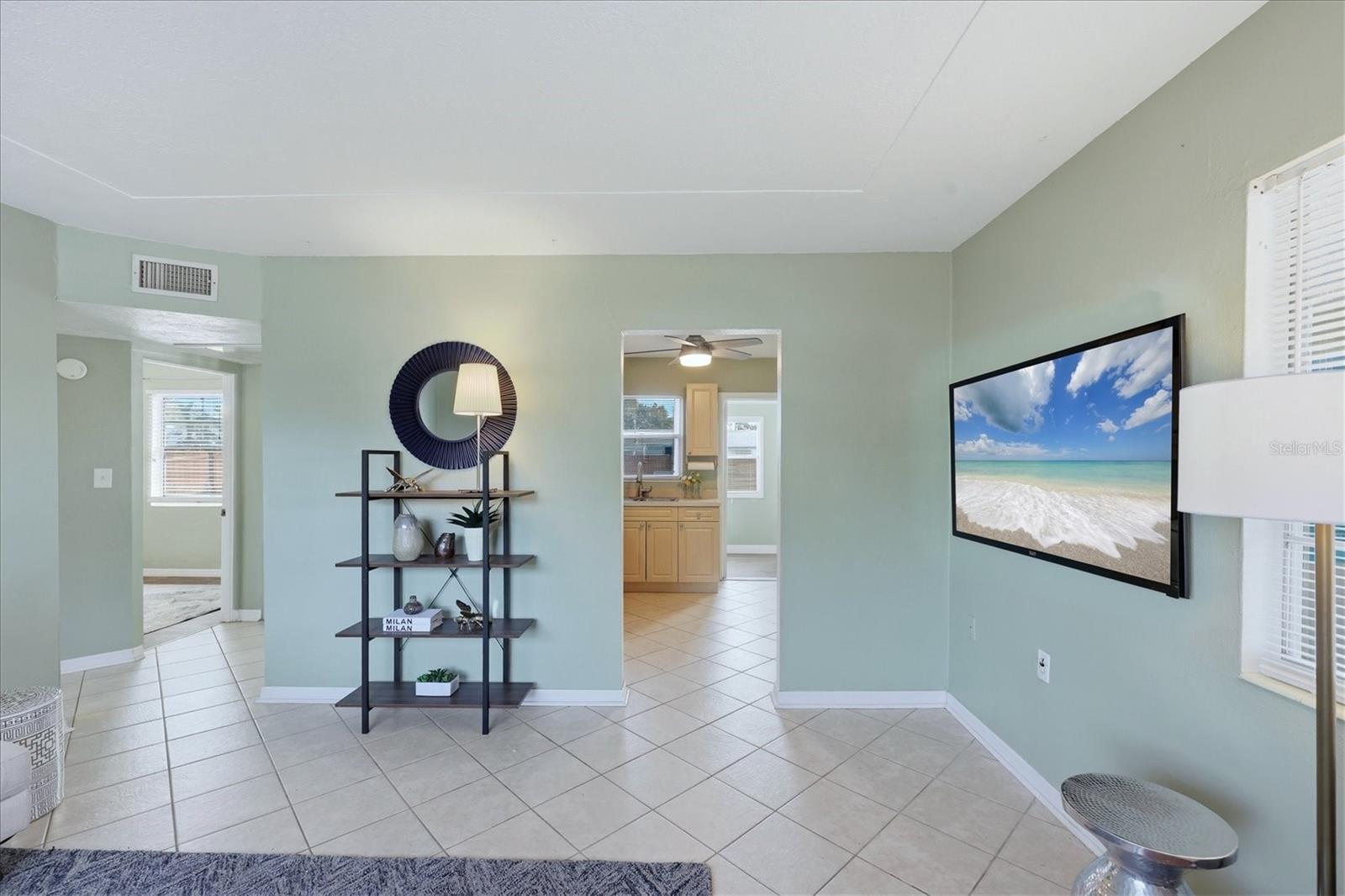 Image 12 of 51 For 5919 Richard Place