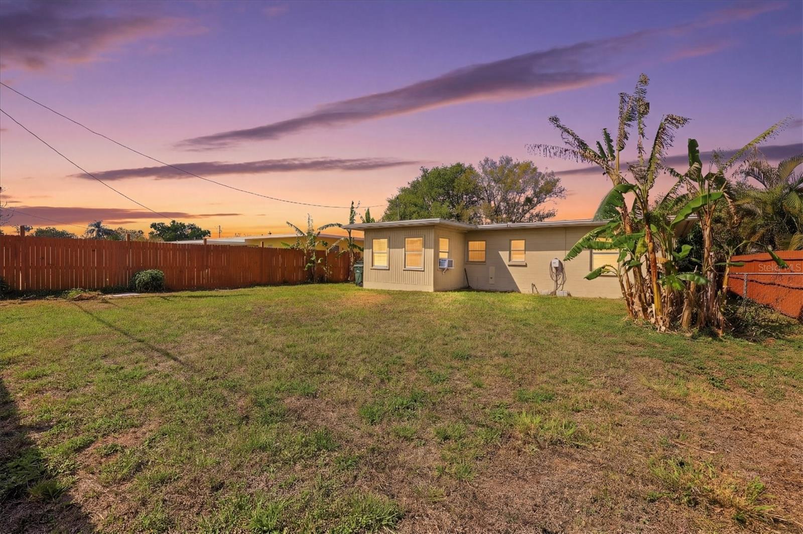 Image 3 of 51 For 5919 Richard Place