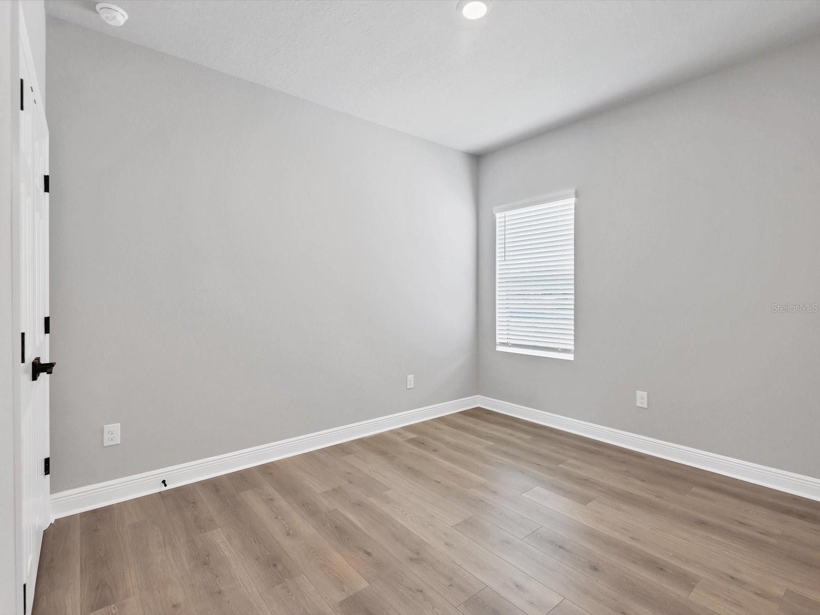 Image 23 of 31 For 11991 Richmond Trail