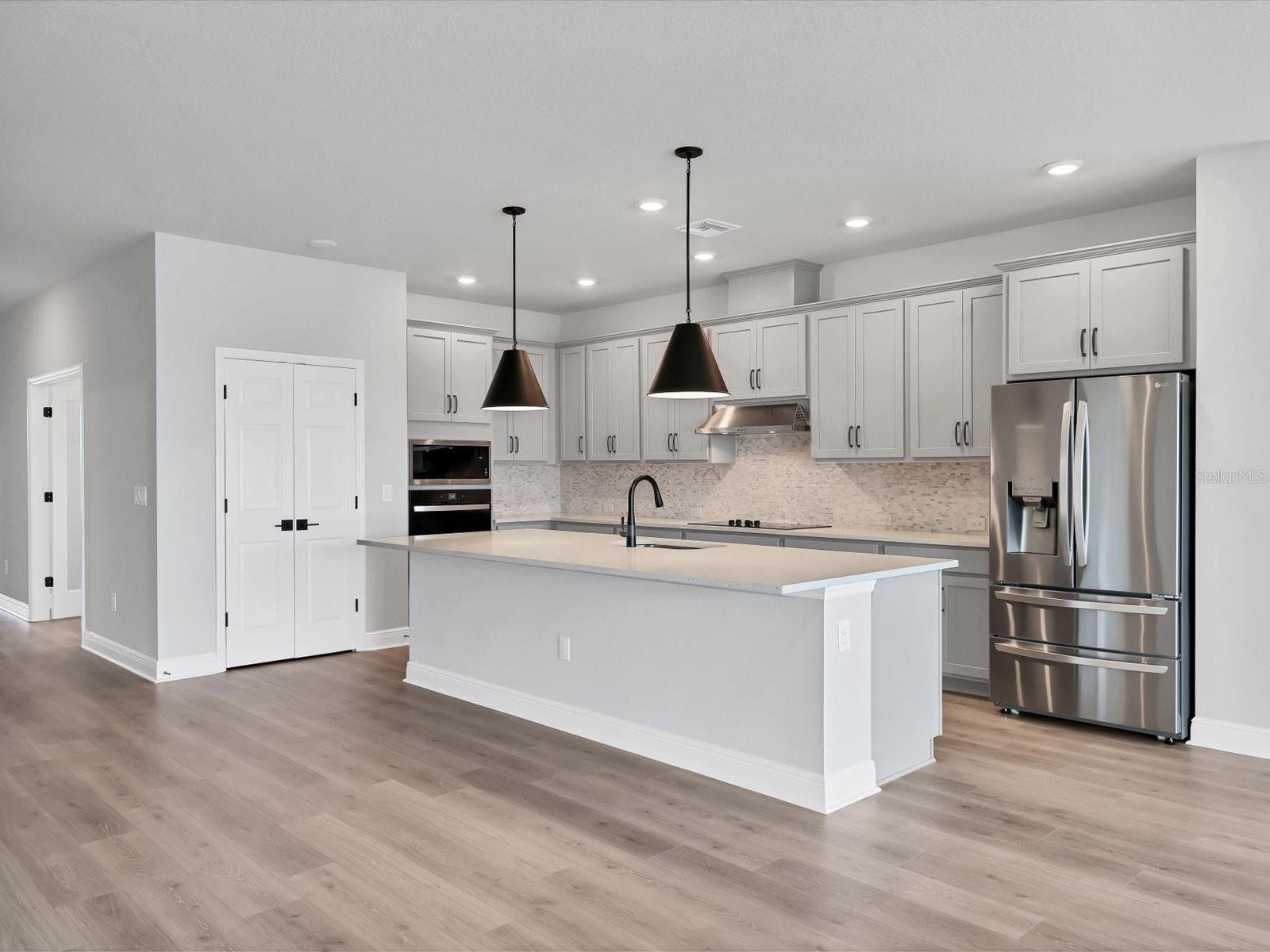 Image 8 of 31 For 11991 Richmond Trail