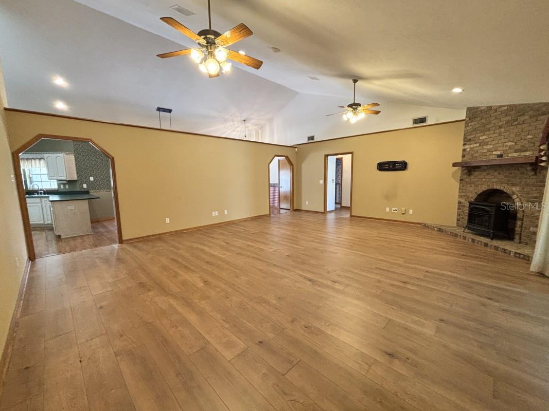 Image 19 of 48 For 1815 89th Lane