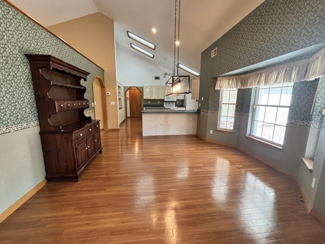 Image 21 of 48 For 1815 89th Lane