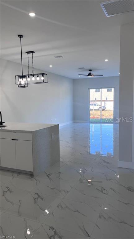 Image 14 of 49 For 1009-1011 15th Ln