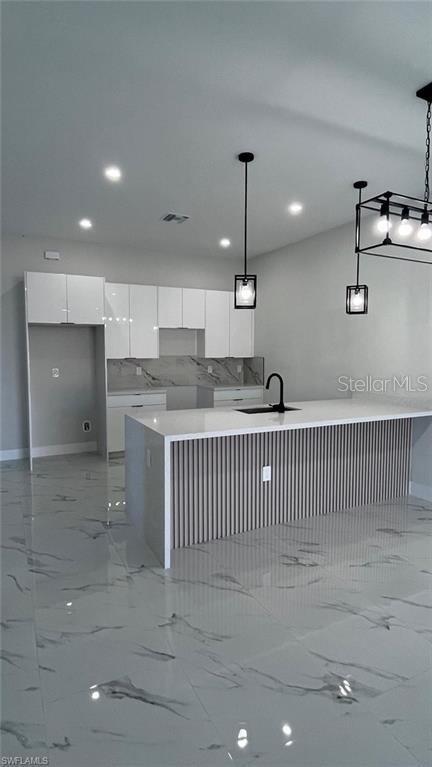 Image 18 of 49 For 1009-1011 15th Ln