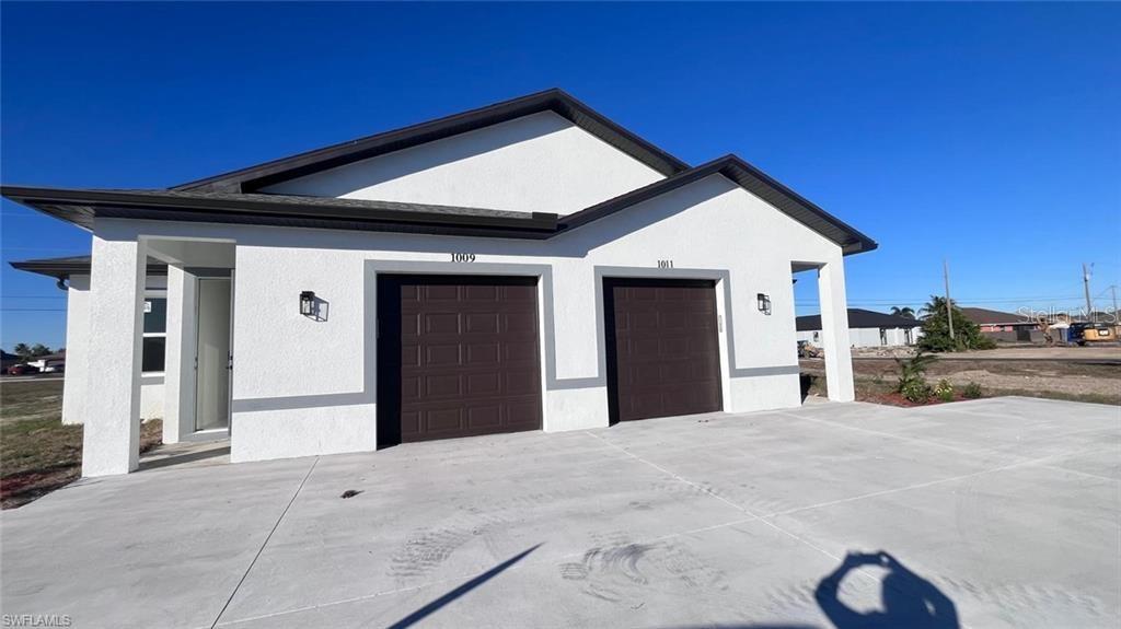 Image 2 of 49 For 1009-1011 15th Ln