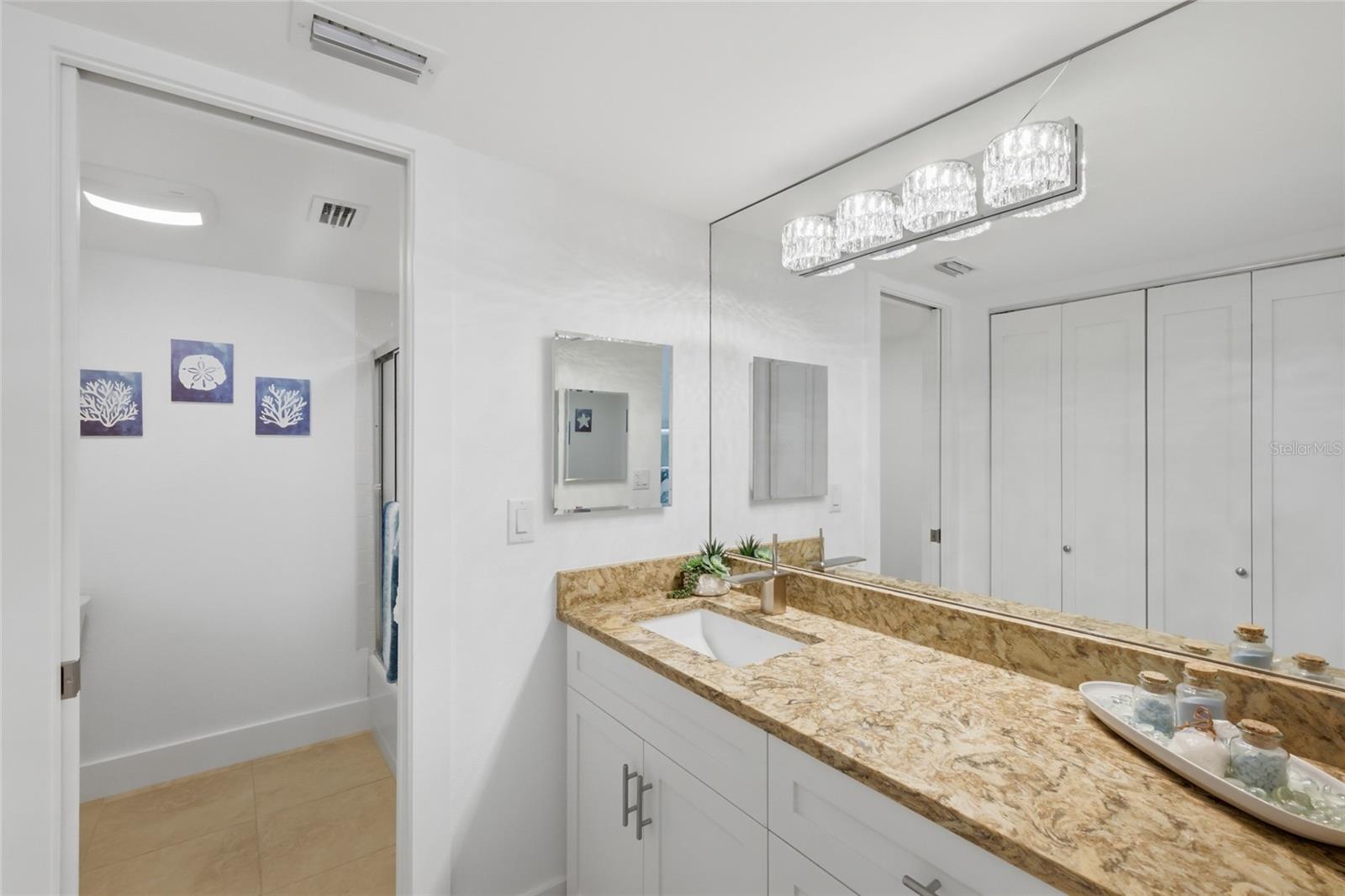 Image 18 of 48 For 4234 Gulf Of Mexico Drive J1