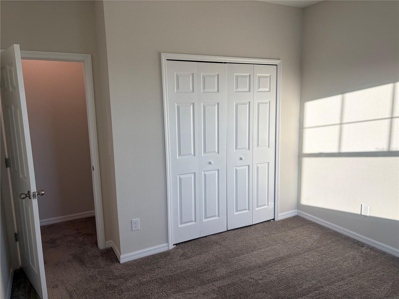 Image 14 of 21 For 2910 Meleto Boulevard