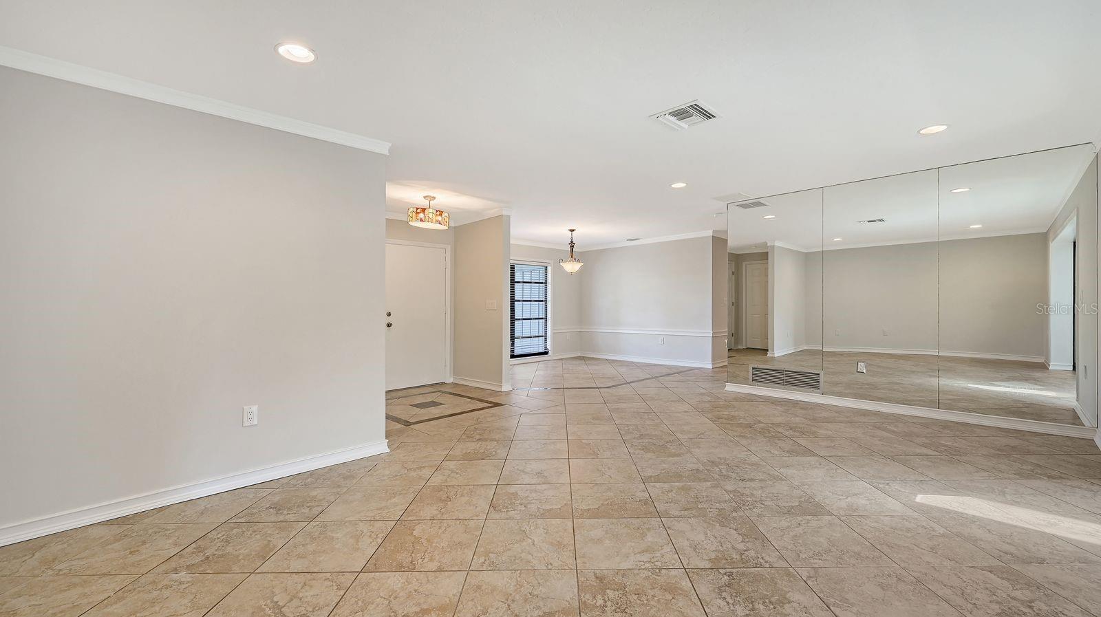 Image 10 of 52 For 4114 Macaulay Lane