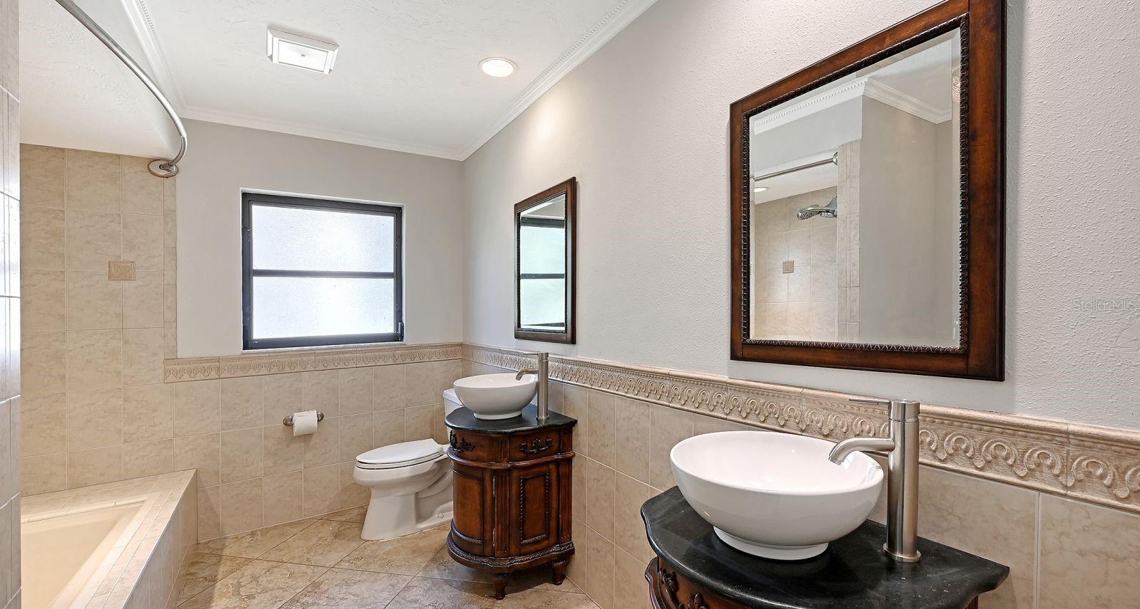 Image 26 of 52 For 4114 Macaulay Lane