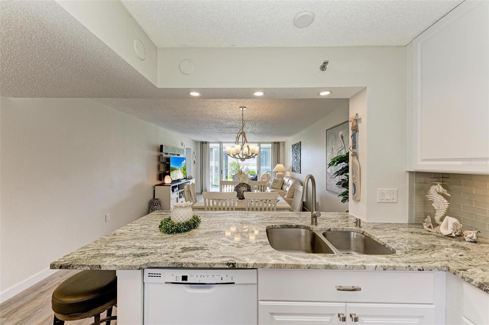 Image 17 of 51 For 4480 Fairways Boulevard 109