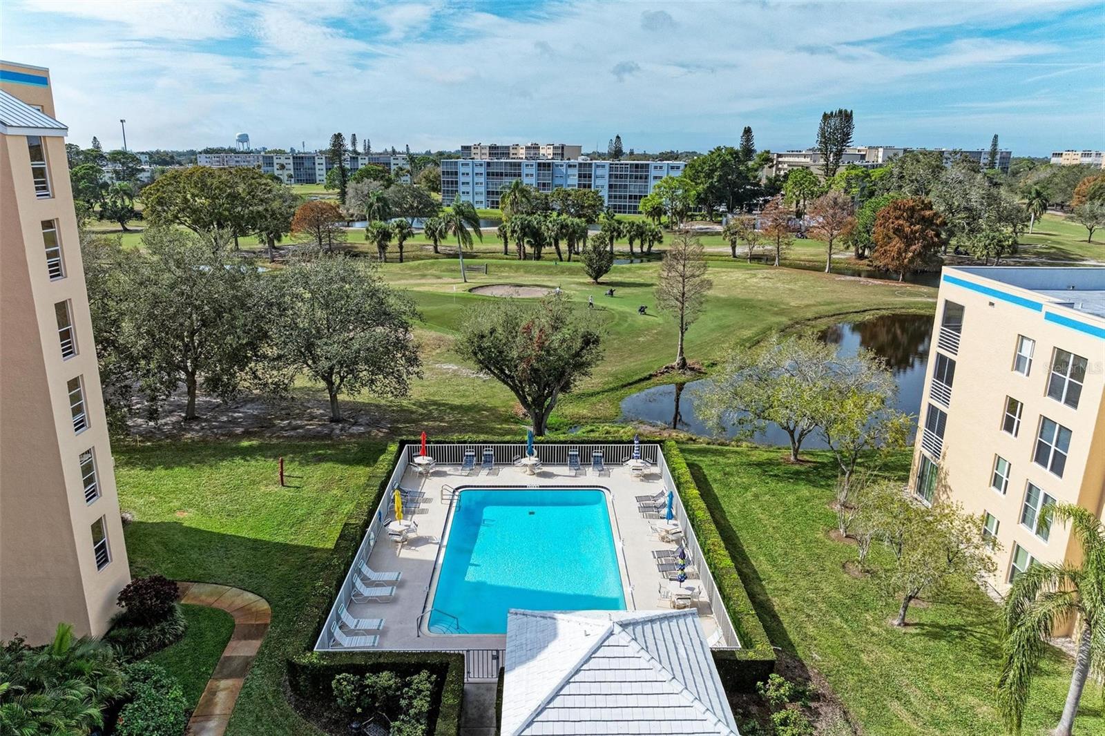 Image 33 of 51 For 4480 Fairways Boulevard 109