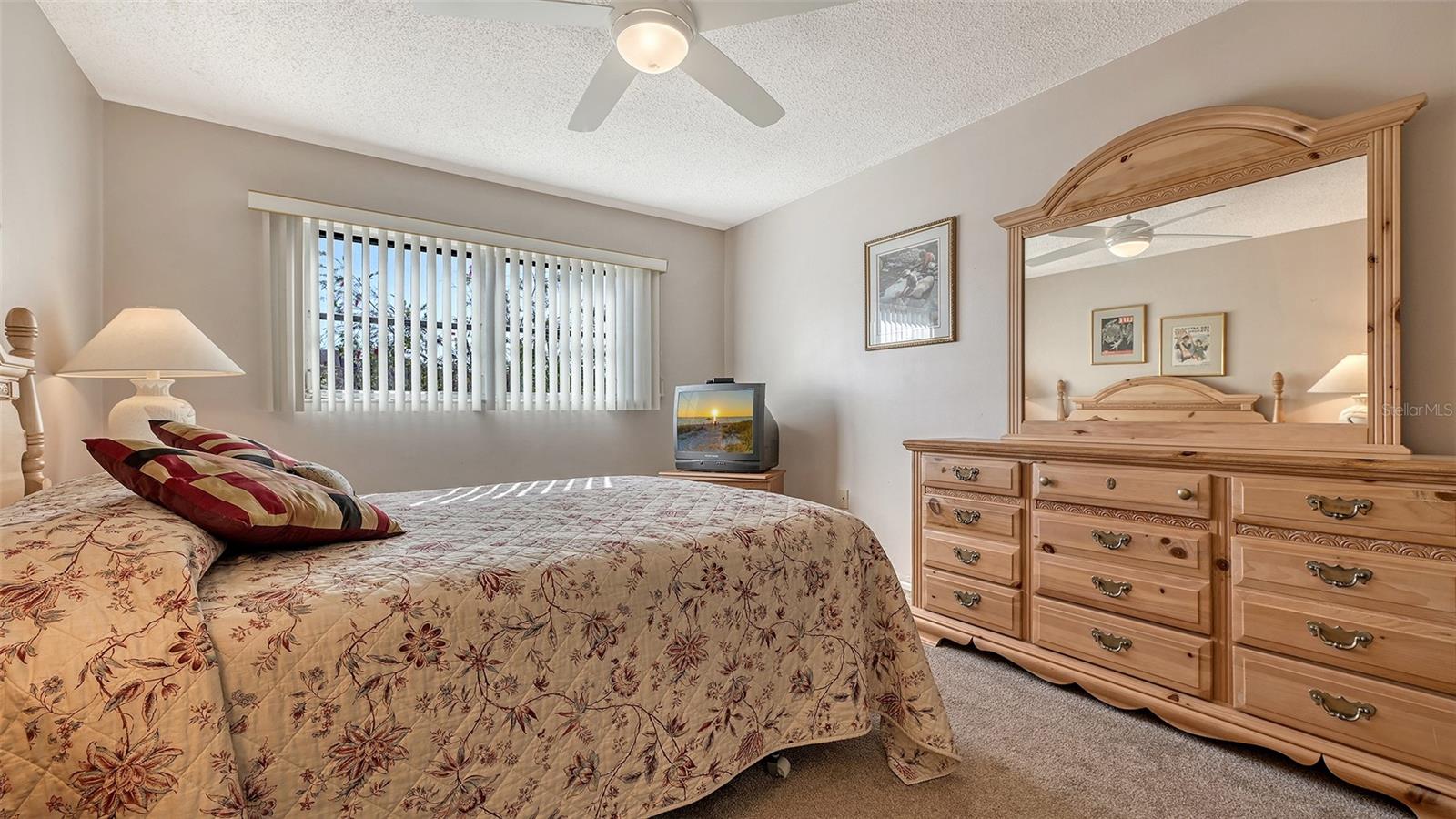 Image 16 of 42 For 2446 Clubhouse Circle 201