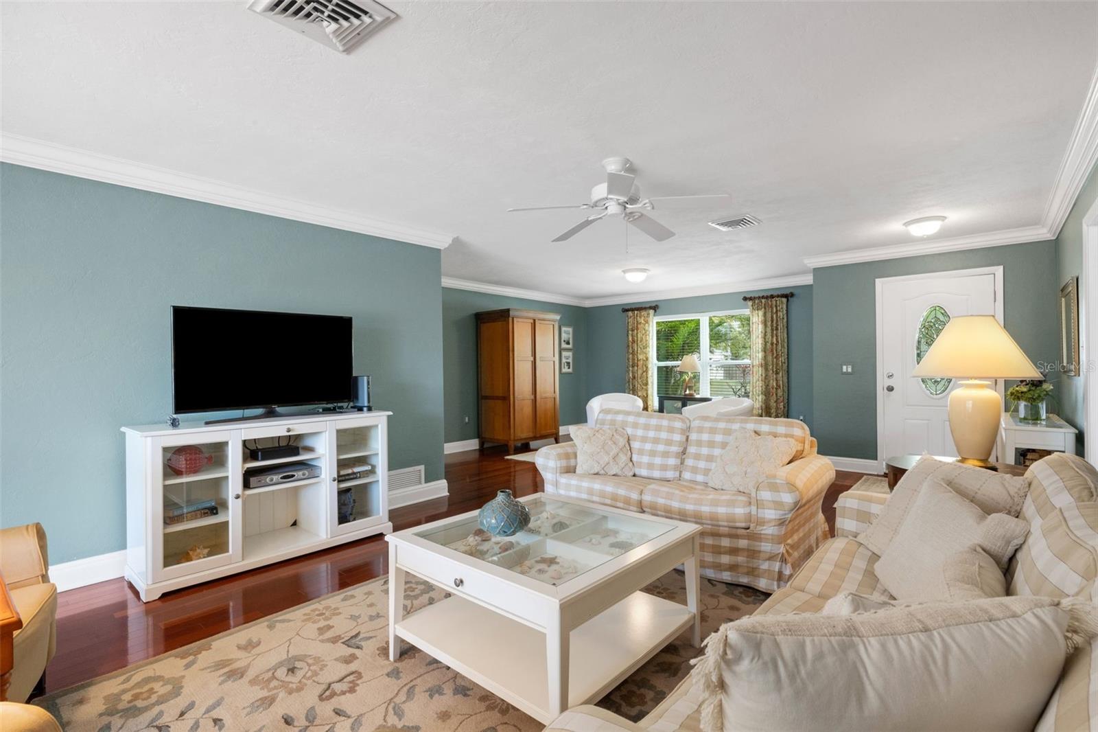 Image 13 of 55 For 3016 Chase Circle