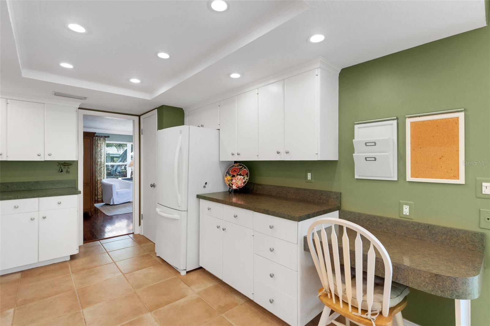 Image 18 of 55 For 3016 Chase Circle