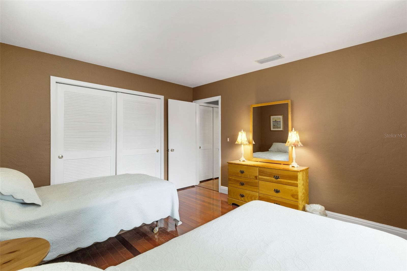 Image 32 of 55 For 3016 Chase Circle