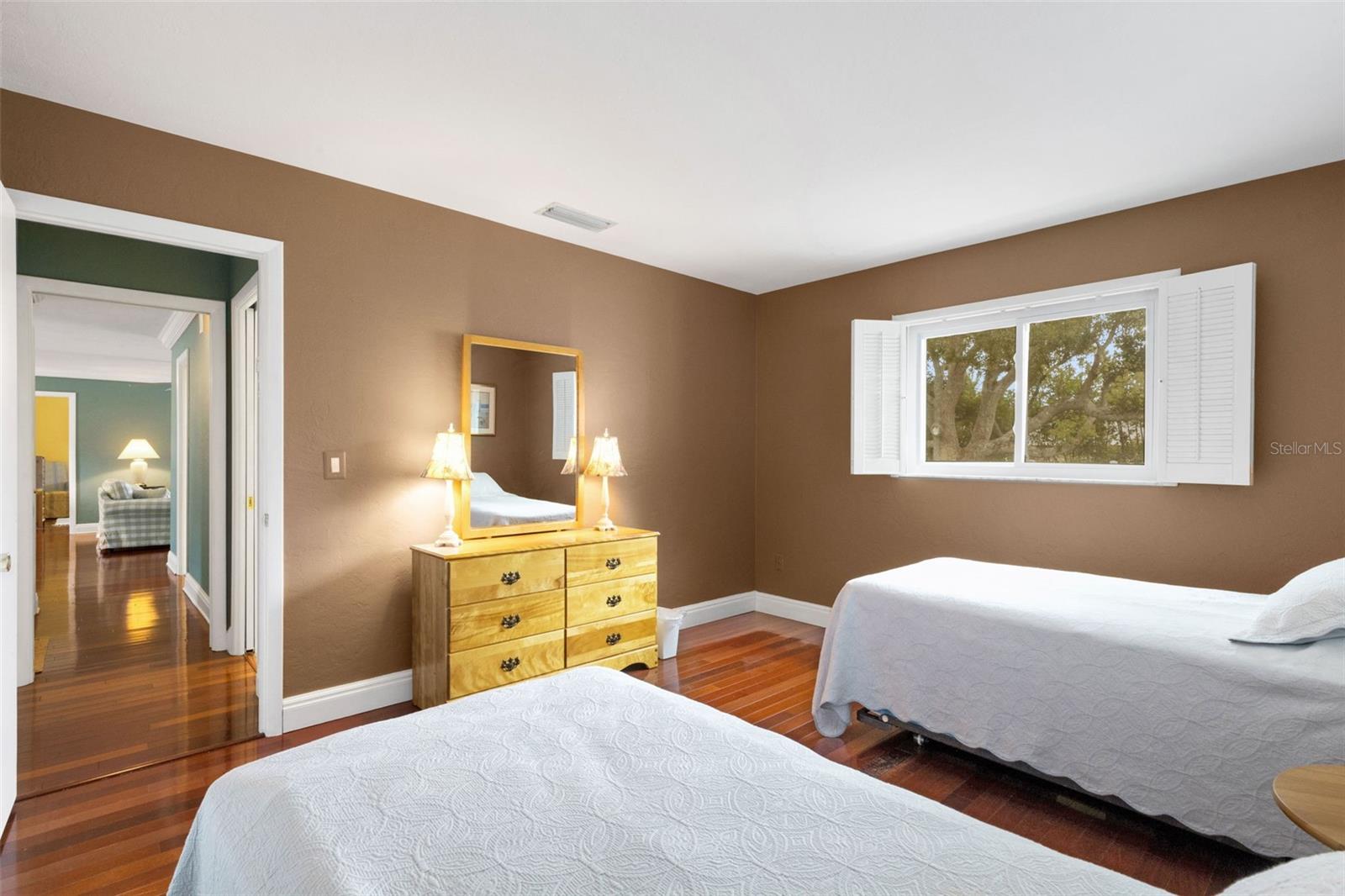 Image 33 of 55 For 3016 Chase Circle