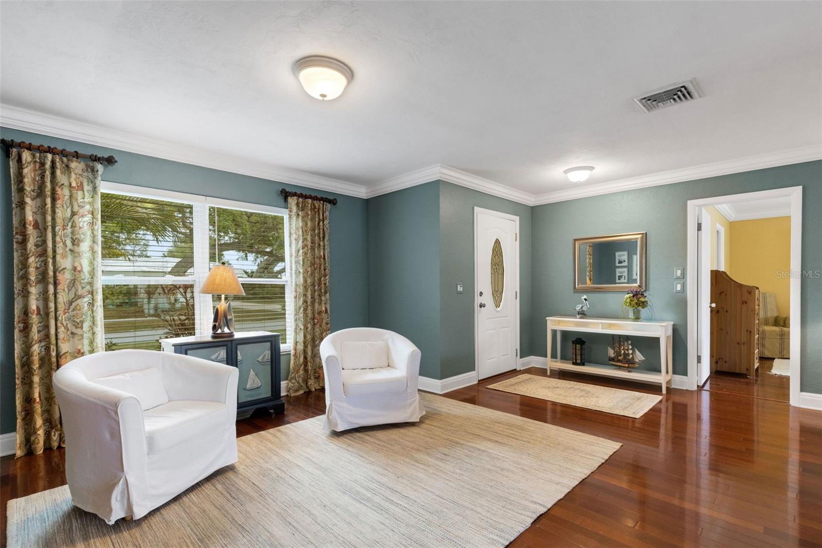 Image 9 of 55 For 3016 Chase Circle