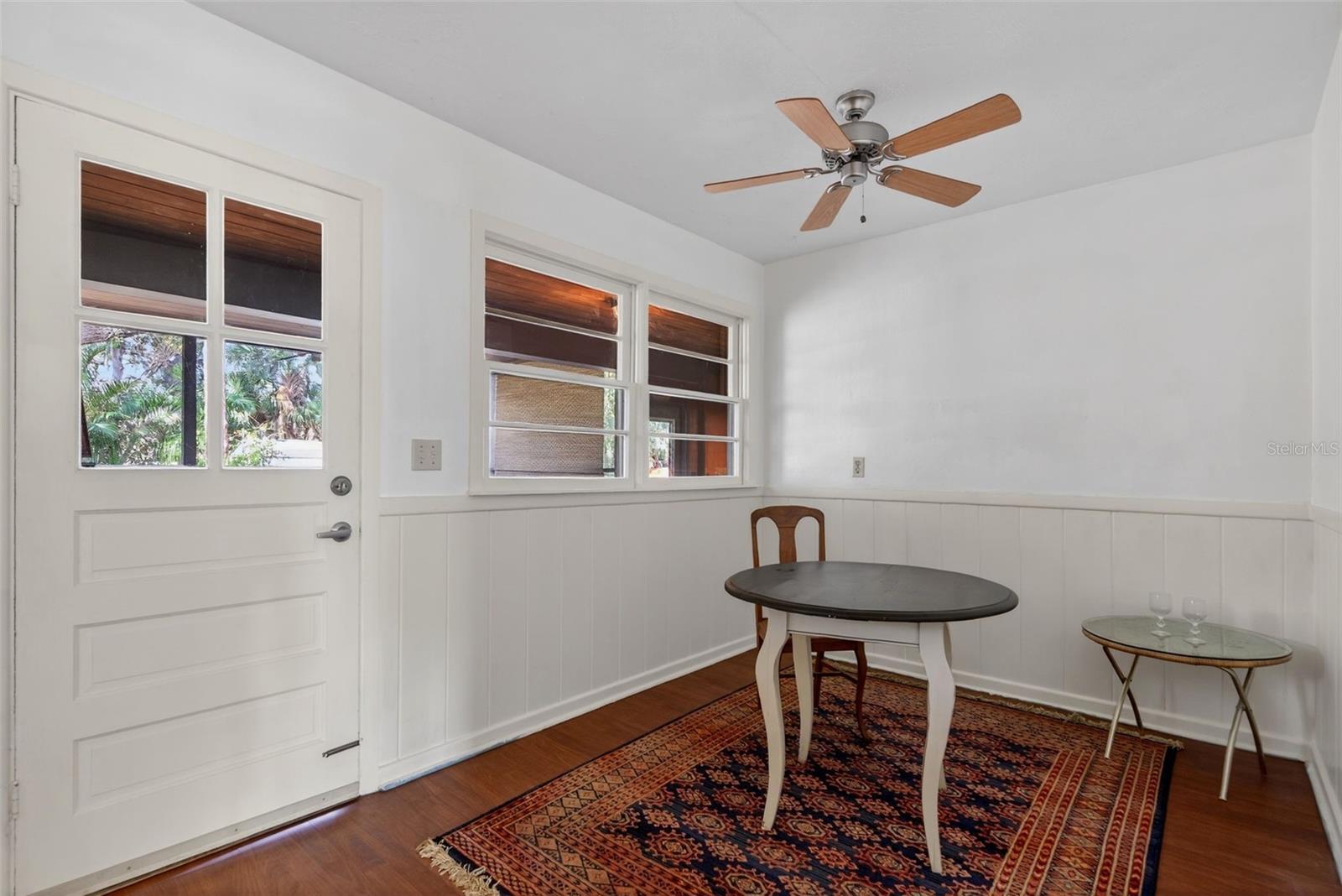 Image 18 of 58 For 6338 Beechwood Avenue