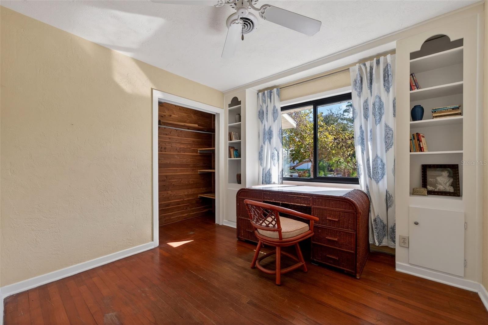 Image 25 of 58 For 6338 Beechwood Avenue