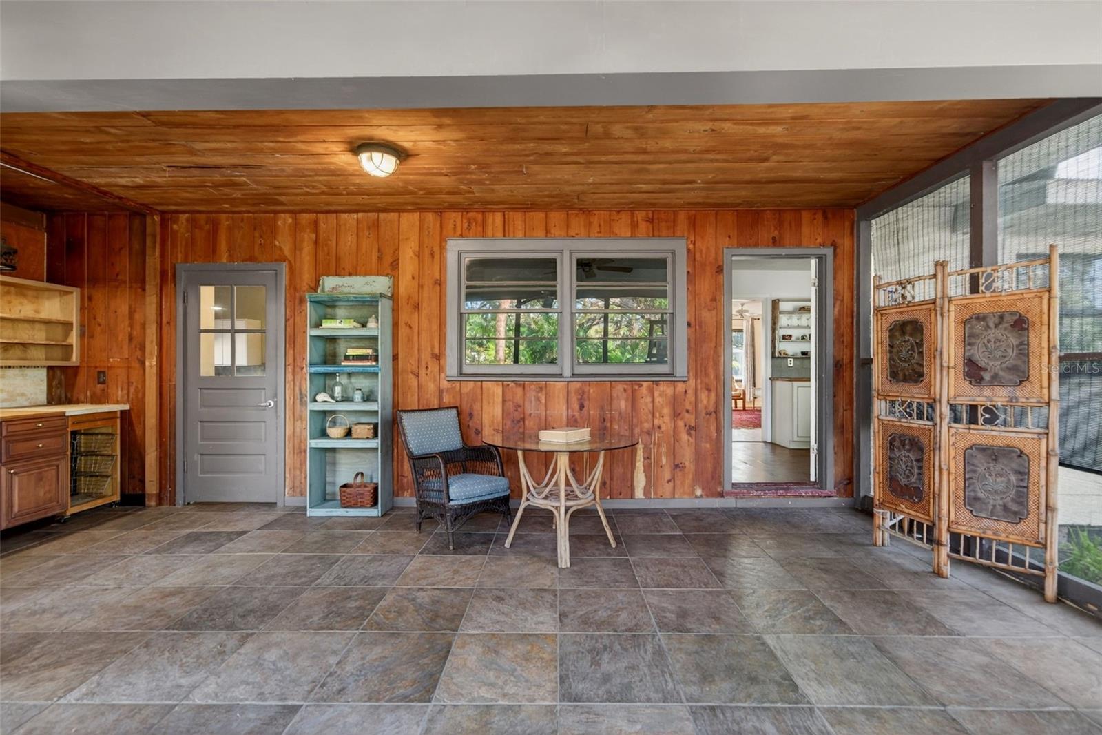 Image 33 of 58 For 6338 Beechwood Avenue