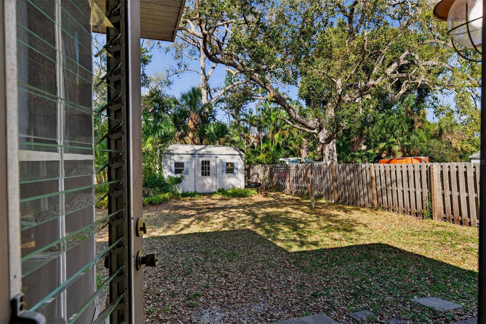 Image 35 of 58 For 6338 Beechwood Avenue