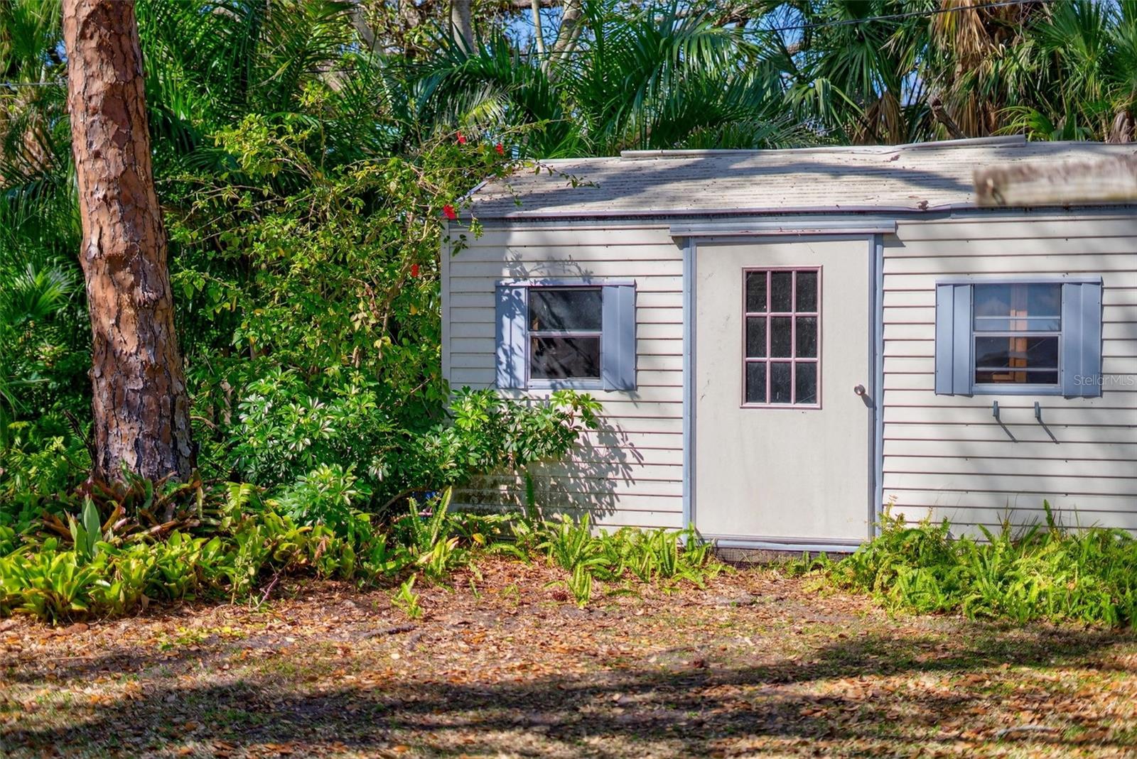 Image 38 of 58 For 6338 Beechwood Avenue