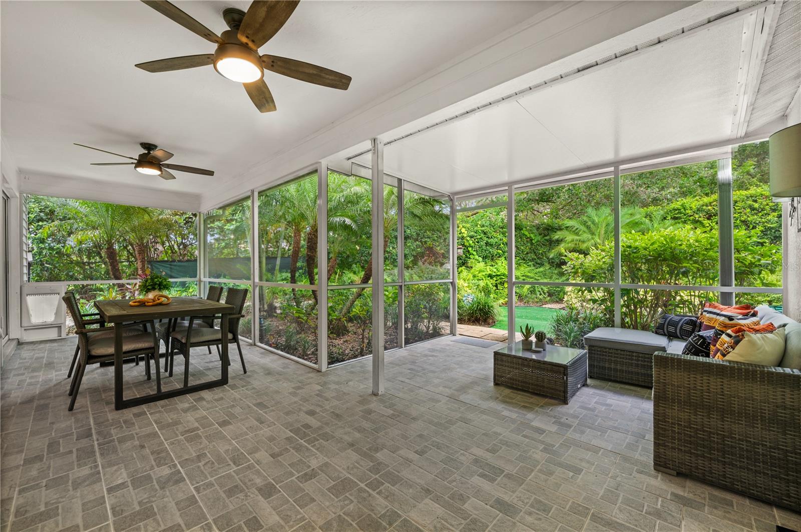 Image 23 of 25 For 6960 Stetson Street Circle