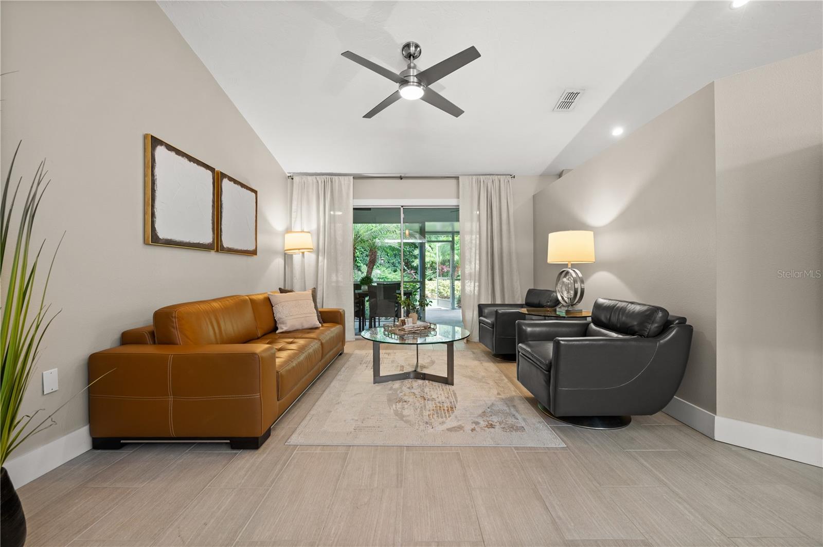 Image 3 of 25 For 6960 Stetson Street Circle