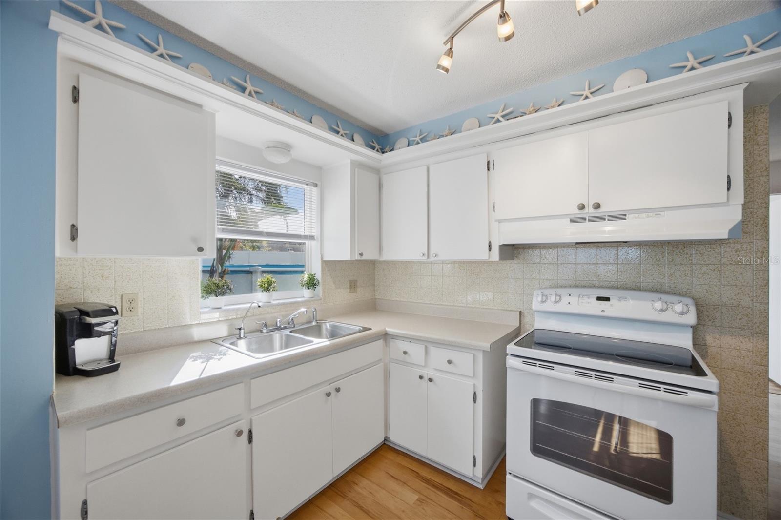 Image 7 of 30 For 2217 Lauren Drive