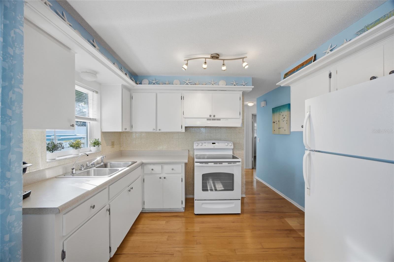 Image 8 of 30 For 2217 Lauren Drive