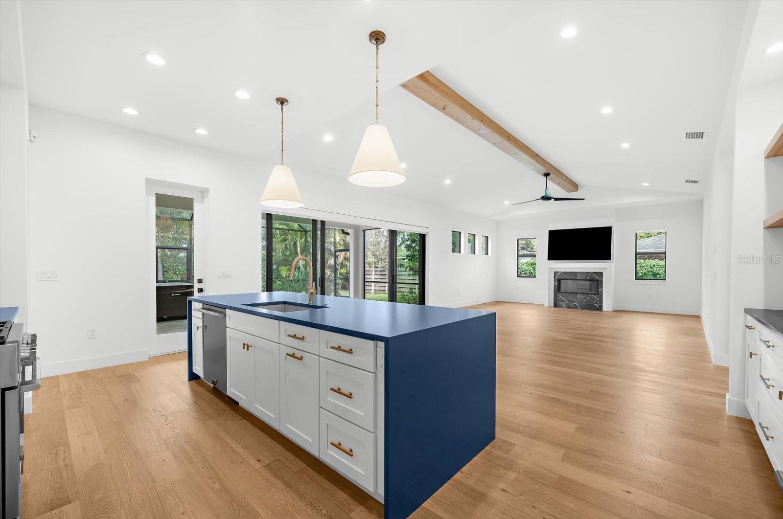 Image 14 of 62 For 2135 Datura Street