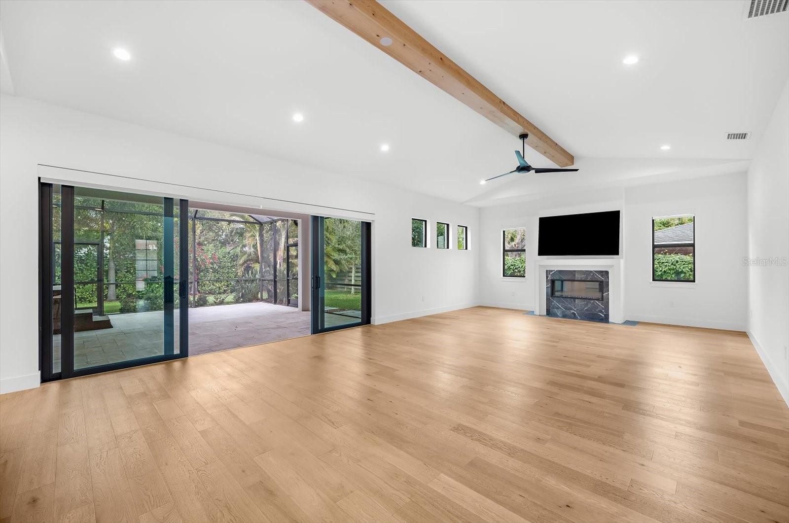 Image 15 of 62 For 2135 Datura Street