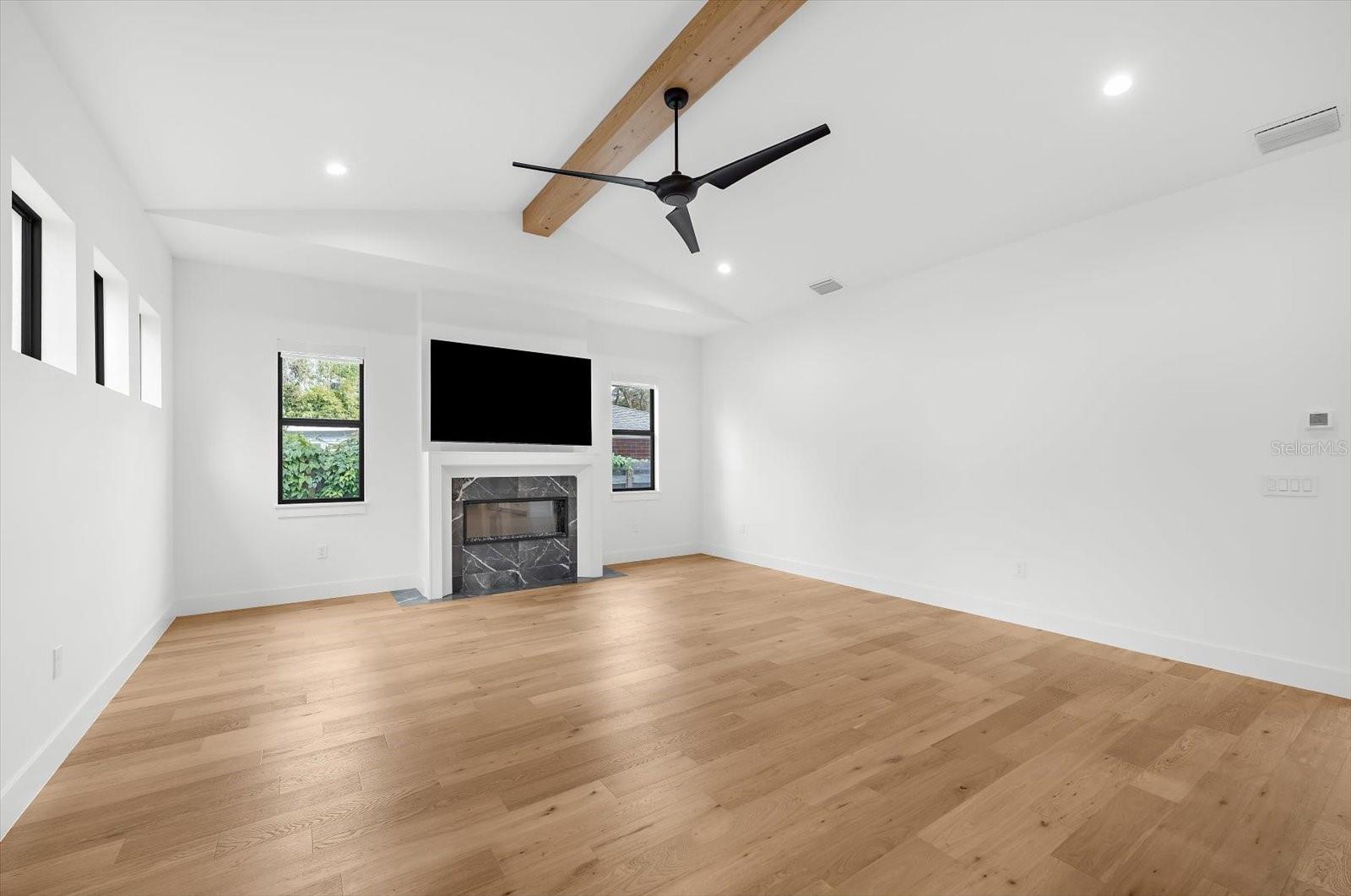 Image 23 of 62 For 2135 Datura Street