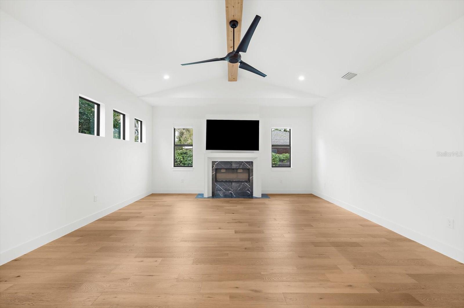 Image 24 of 62 For 2135 Datura Street