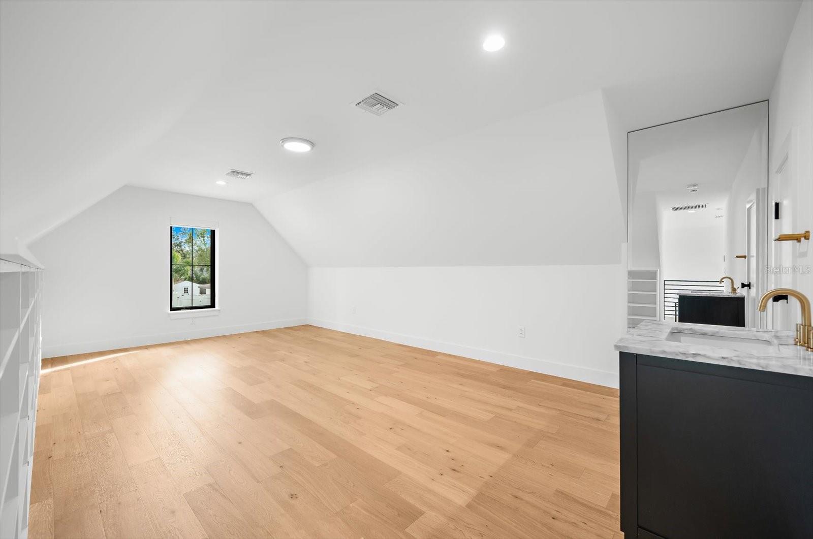 Image 32 of 62 For 2135 Datura Street