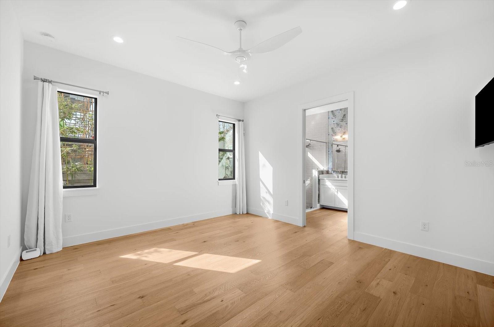 Image 35 of 62 For 2135 Datura Street