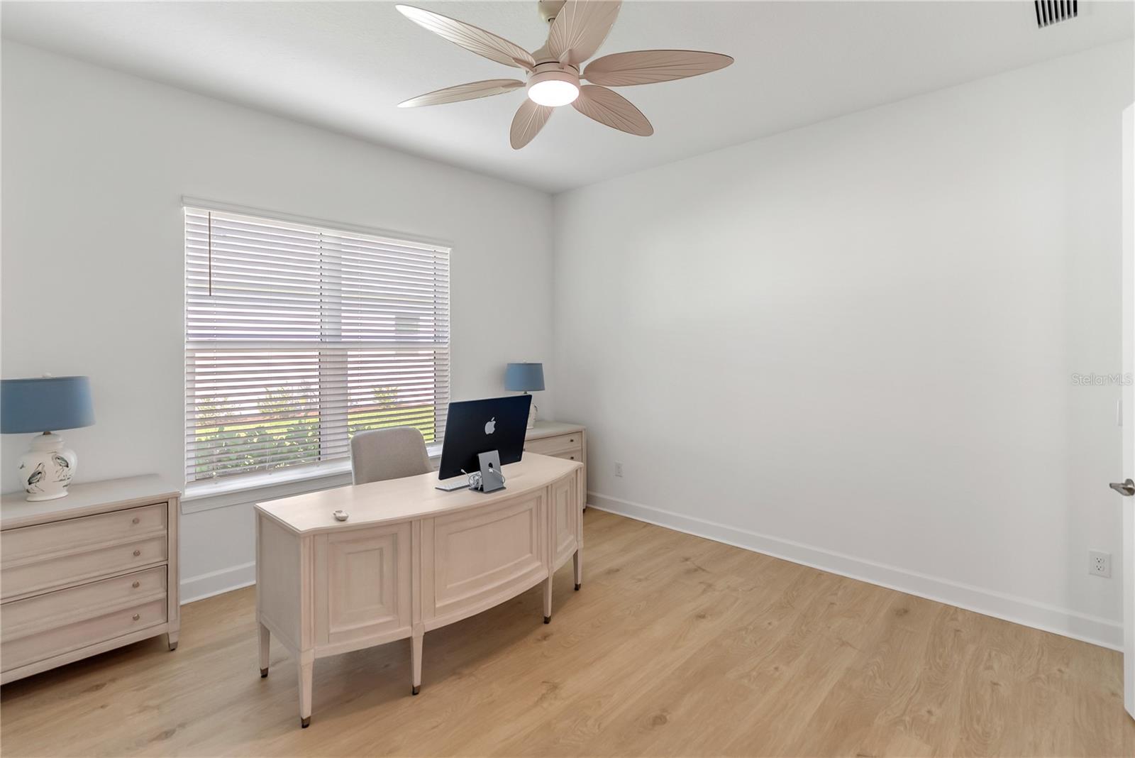 Image 31 of 47 For 15278 Contenta Loop