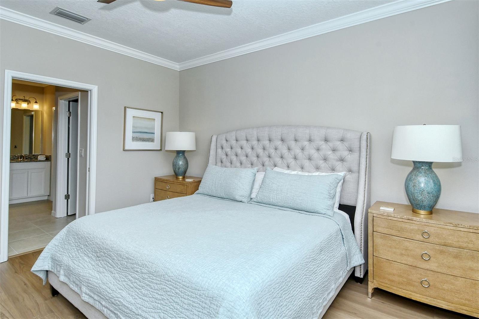 Image 21 of 52 For 13816 Messina Loop 101