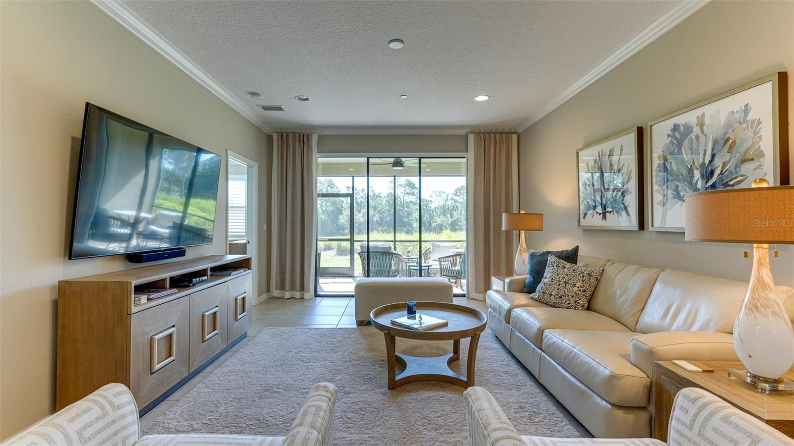 Image 6 of 52 For 13816 Messina Loop 101