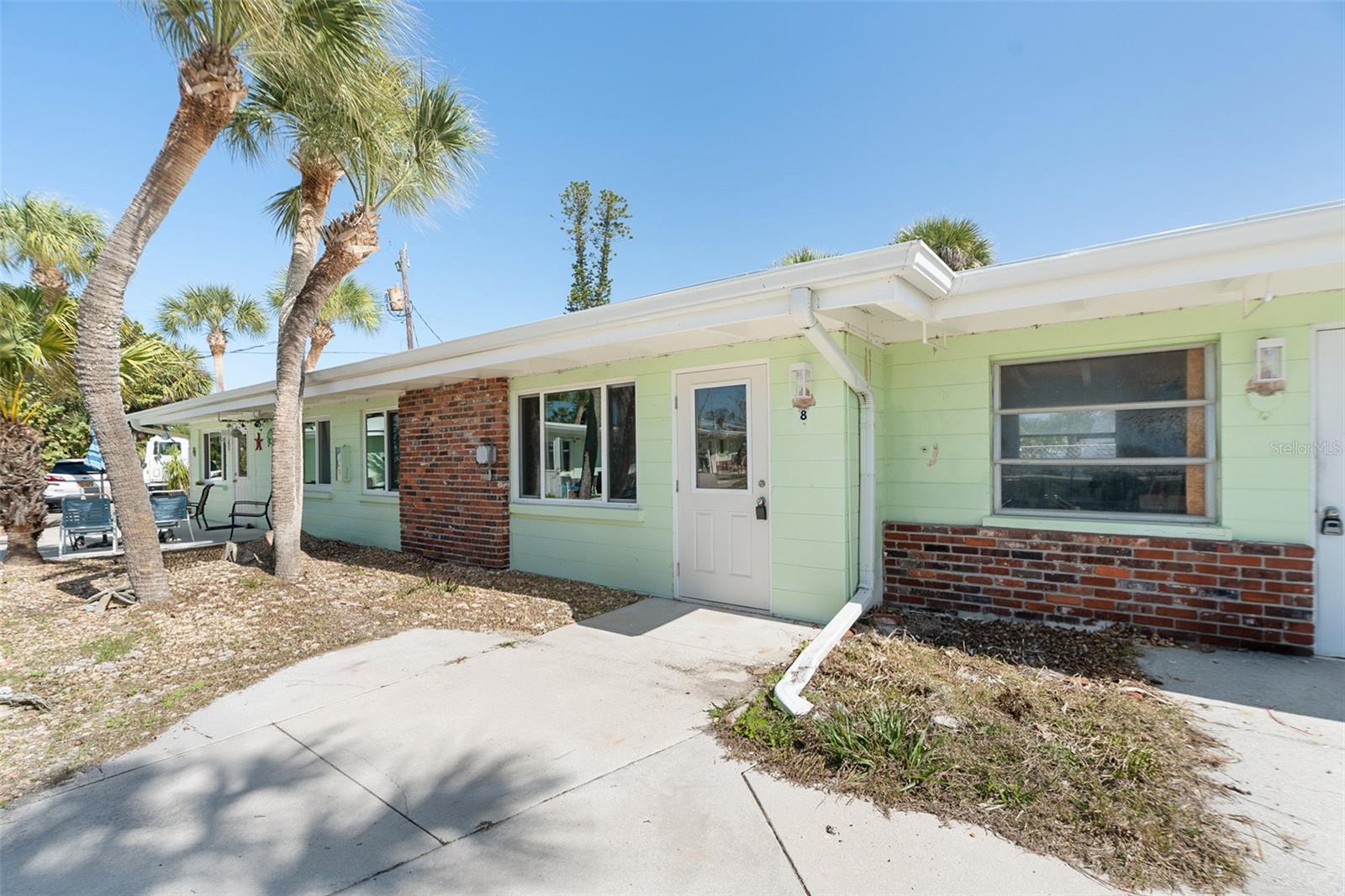 Image 3 of 47 For 1385 Gulf Boulevard 3-8