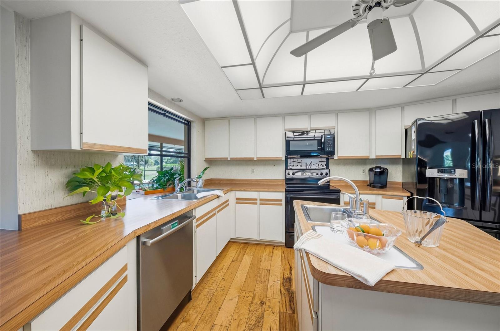 Image 26 of 64 For 4806 Country Club Drive