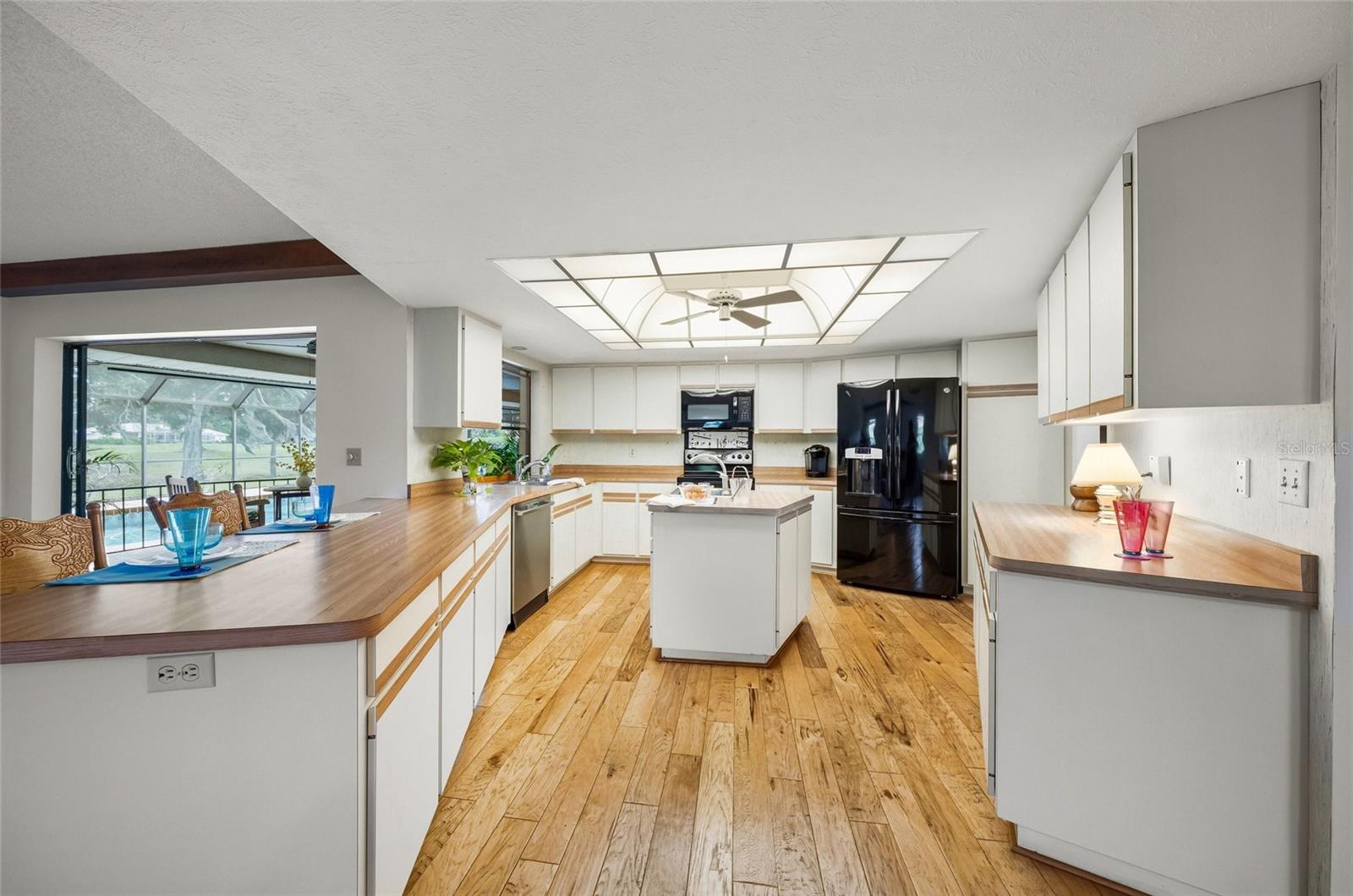 Image 27 of 64 For 4806 Country Club Drive