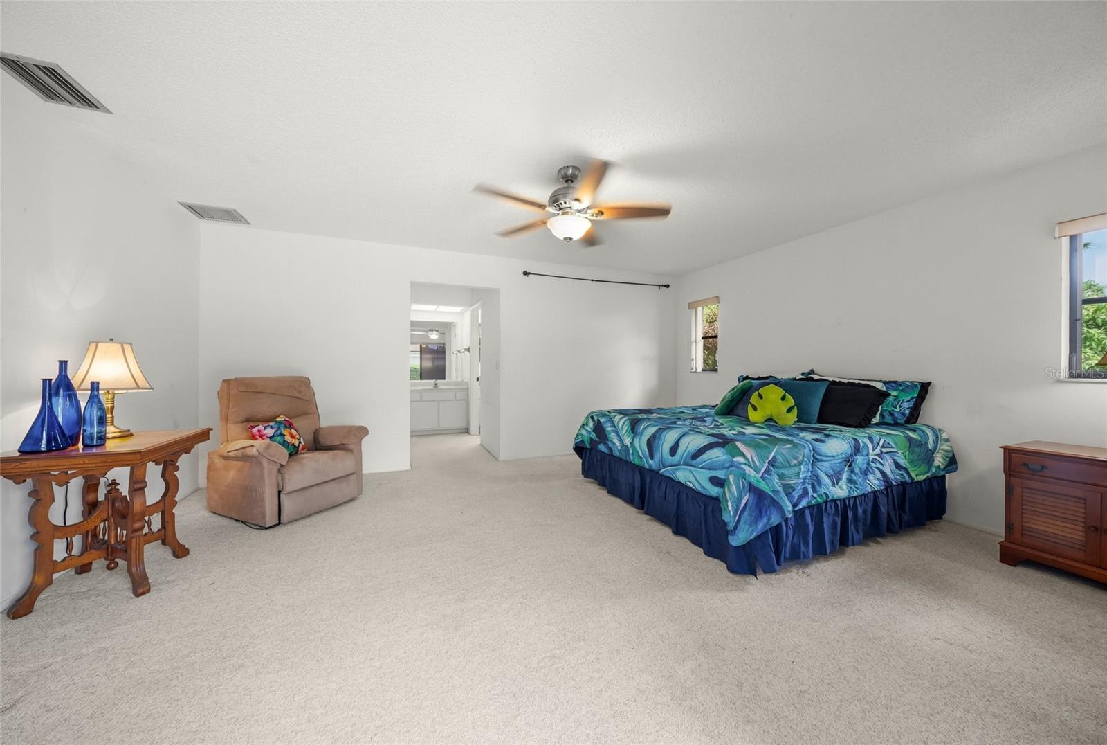 Image 38 of 64 For 4806 Country Club Drive