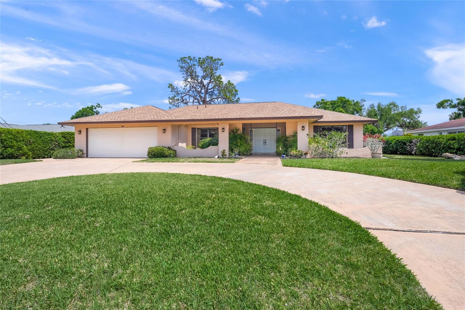 Image 5 of 64 For 4806 Country Club Drive