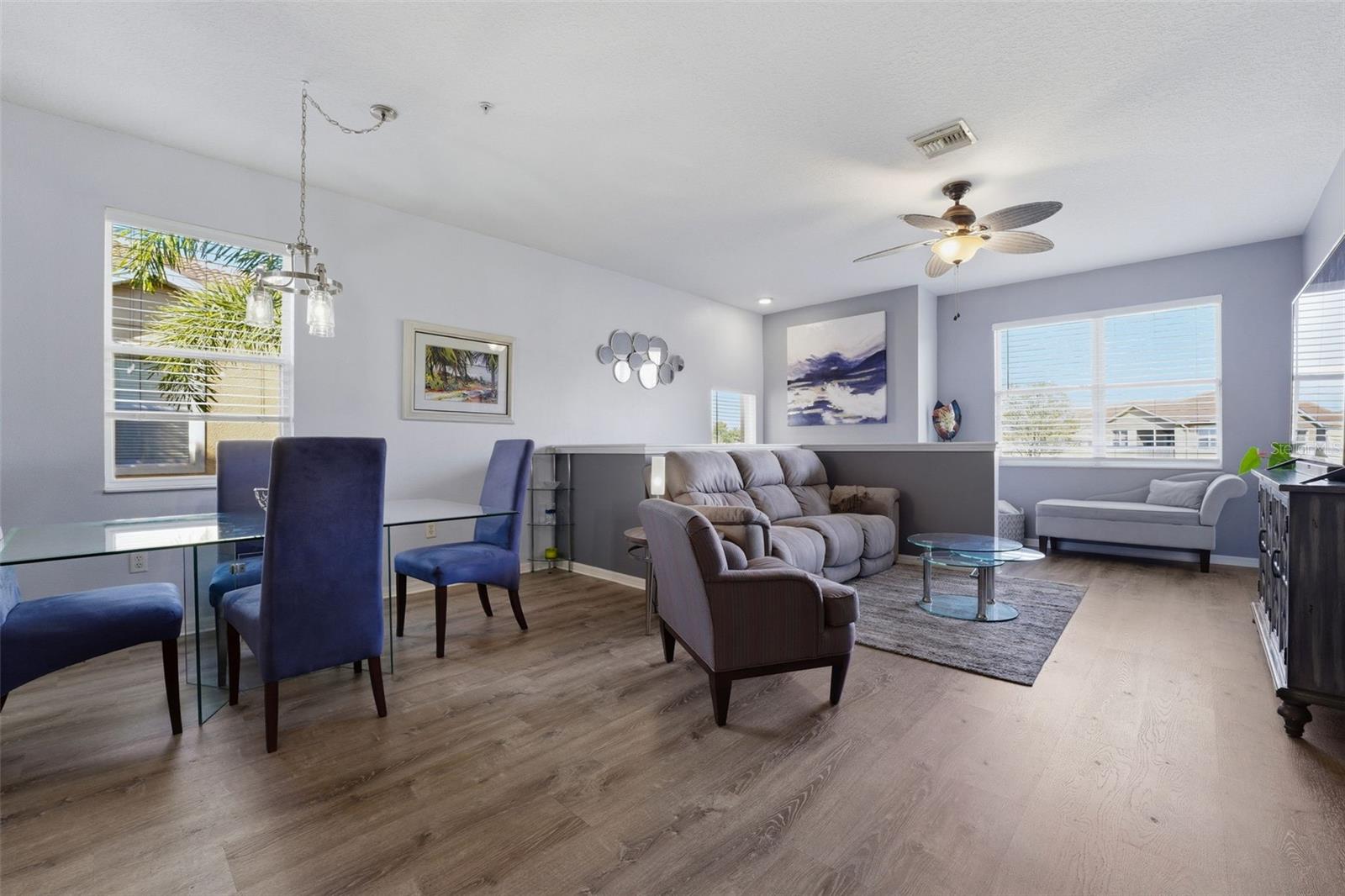 Image 10 of 41 For 3758 Parkridge Circle 24-201