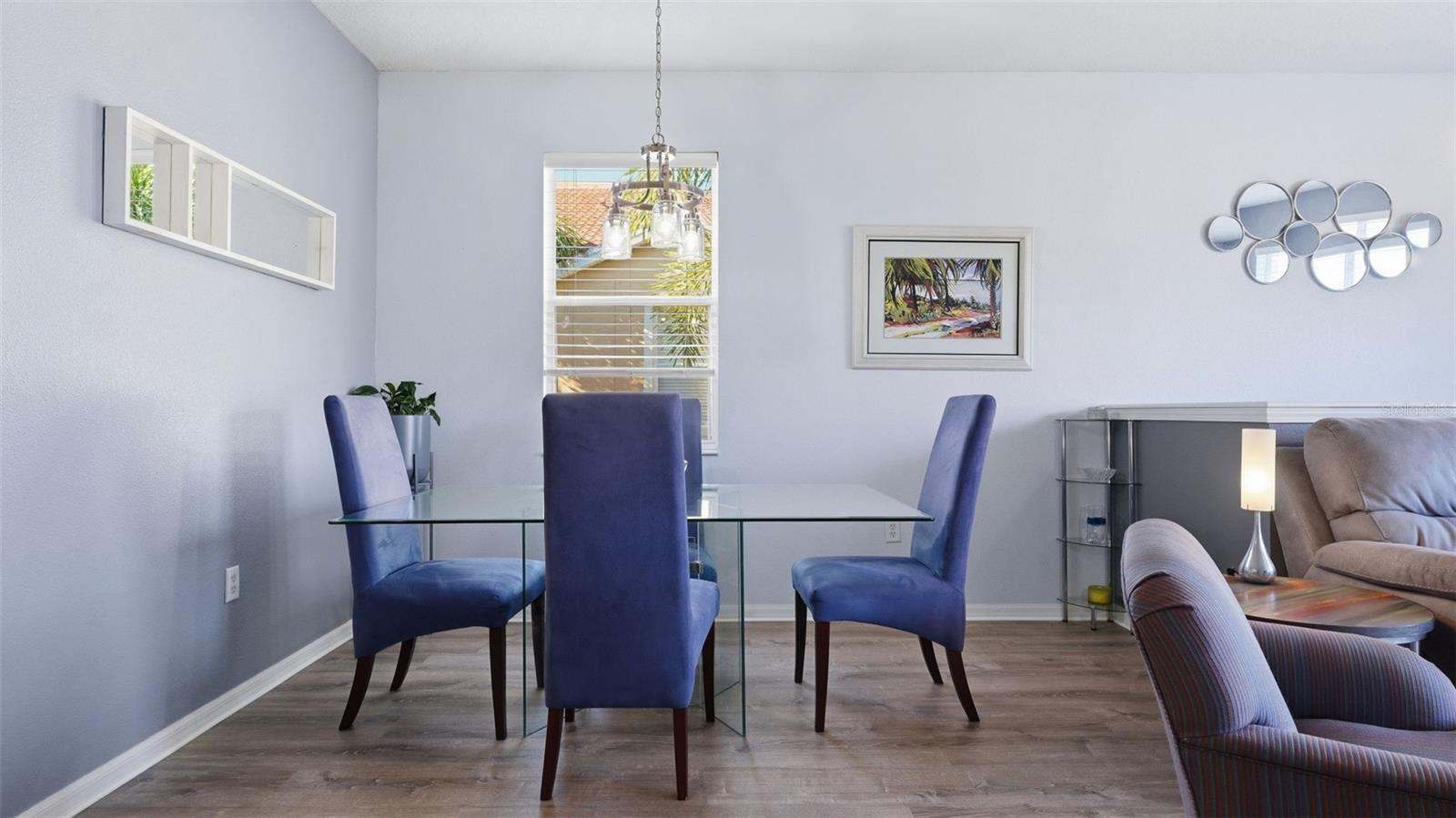 Image 11 of 41 For 3758 Parkridge Circle 24-201