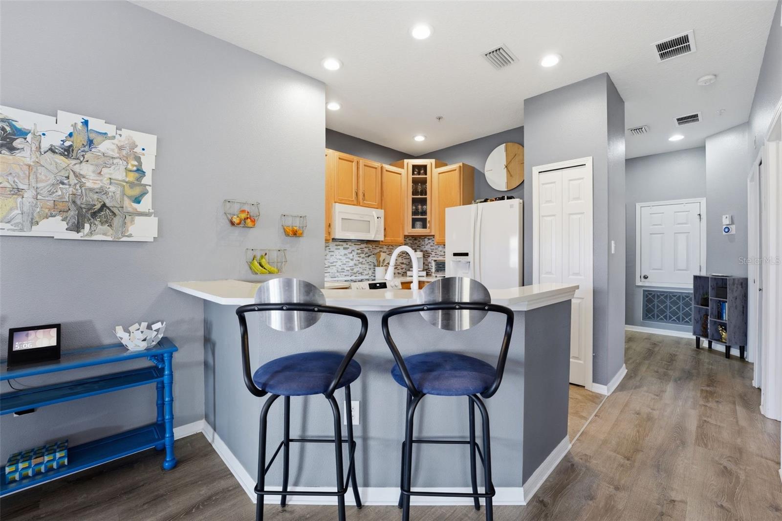 Image 13 of 41 For 3758 Parkridge Circle 24-201