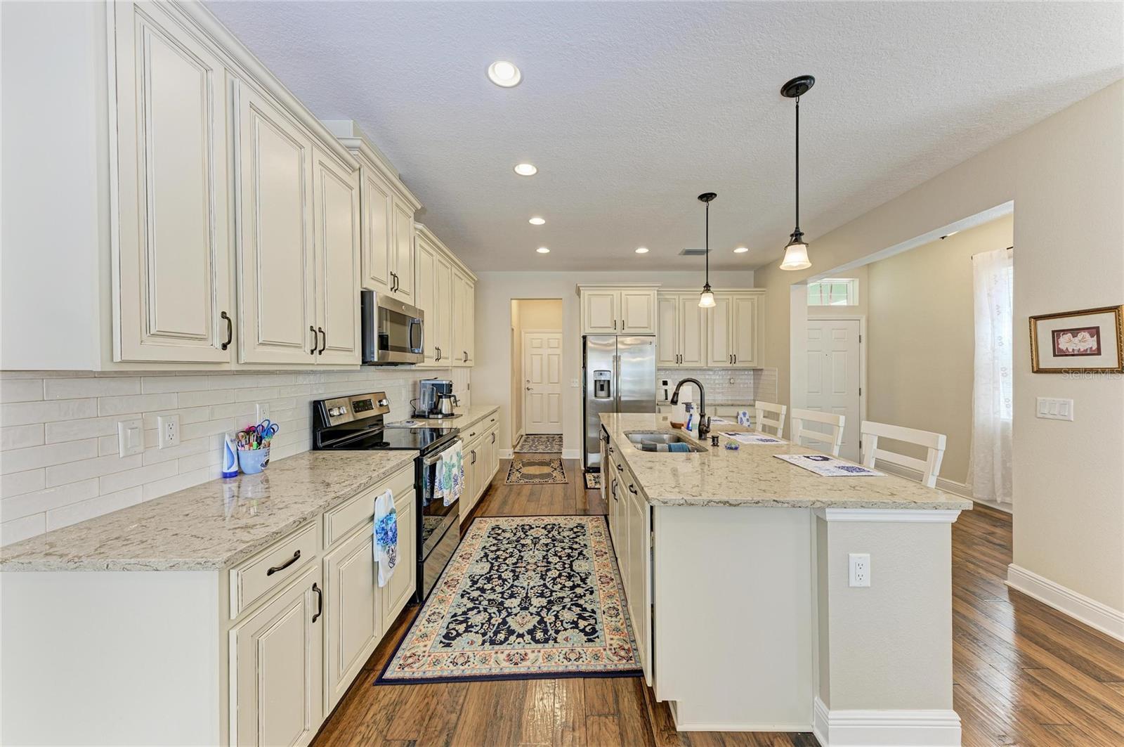 Image 13 of 37 For 7844 52nd Terrace E