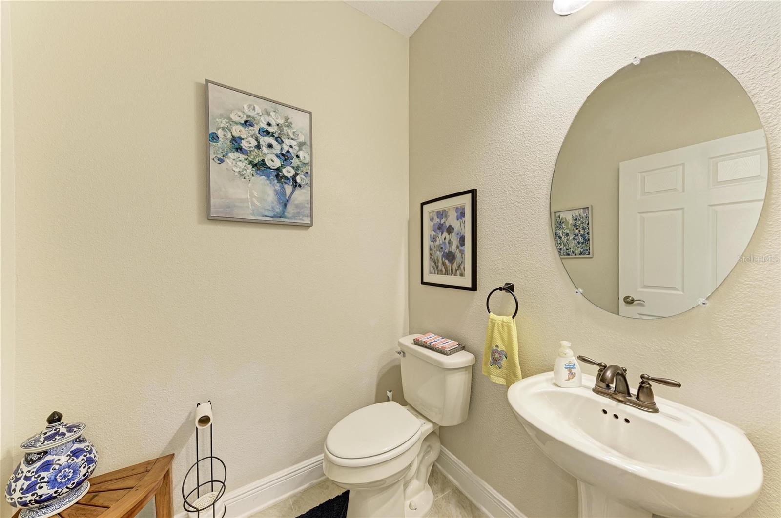 Image 17 of 37 For 7844 52nd Terrace E