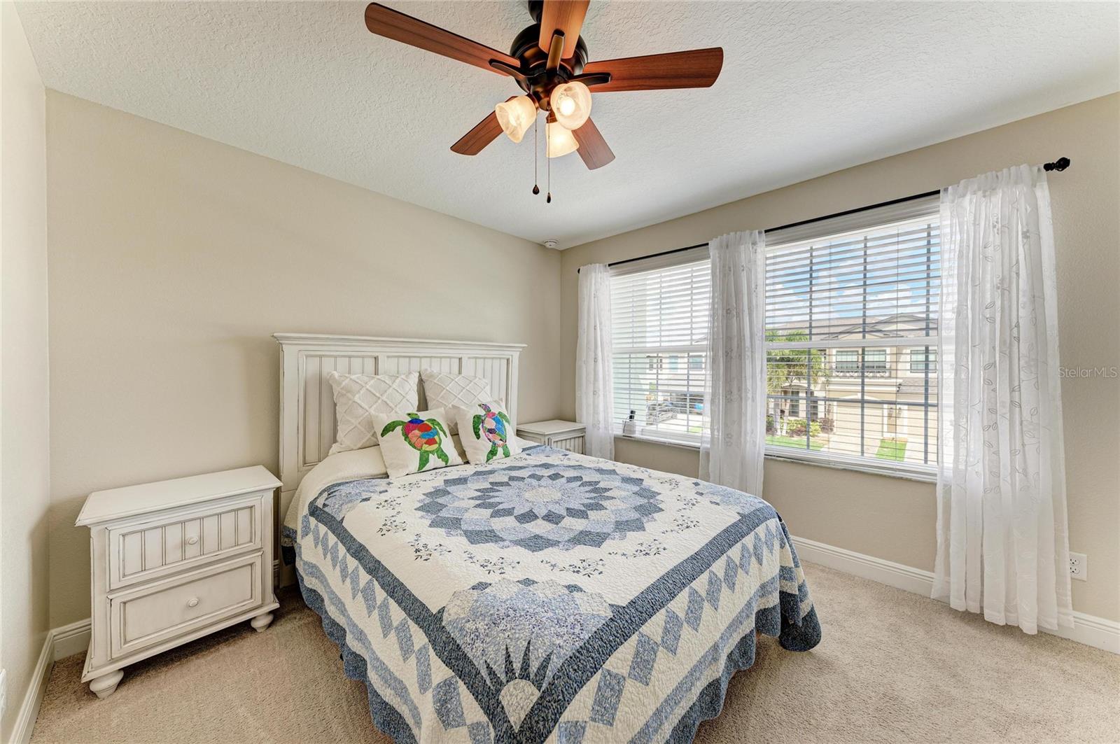 Image 27 of 37 For 7844 52nd Terrace E